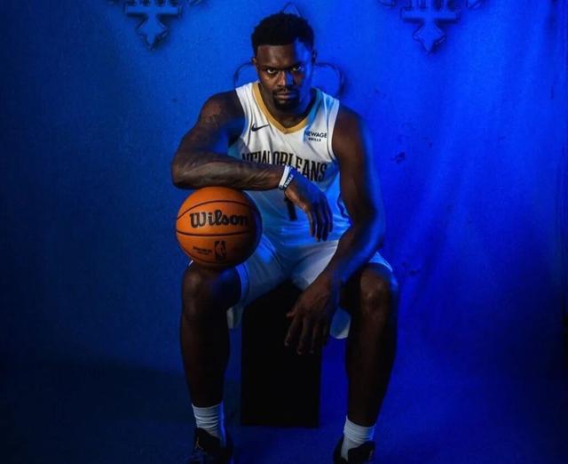 觉了, 威廉姆森亮 觉了, 威廉姆森亮