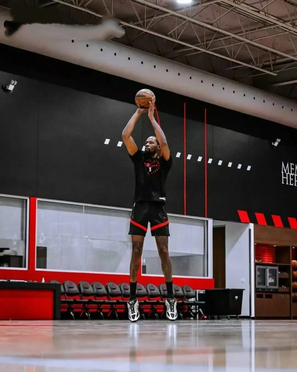 上驰骋, 个赛季场均, 岁的杜兰特